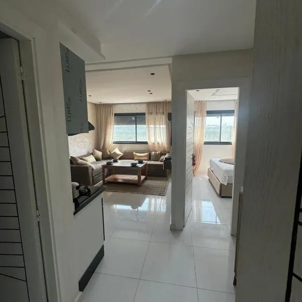 Appartement à deux pas de l'océan - chez Nadia，位于盖尼特拉的酒店