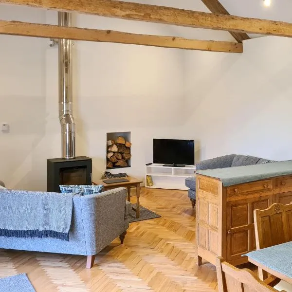 Dowie House Steading，位于Cheswick的酒店