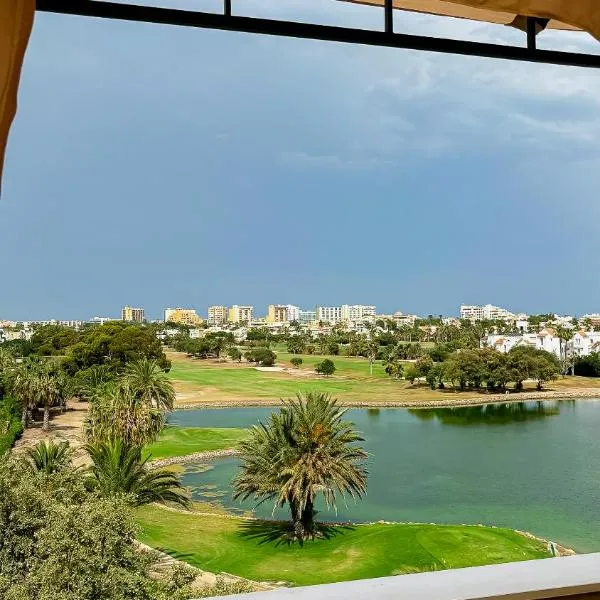 Apartamento Campo de Golf，位于滨海罗克塔斯的酒店