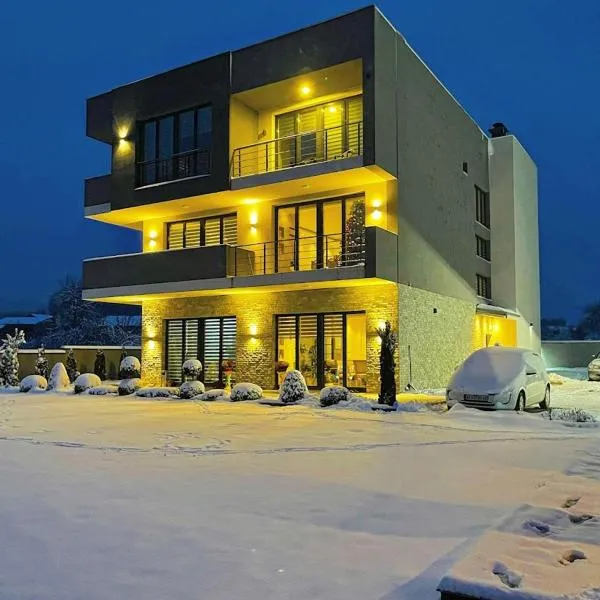 Papa Apartments，位于贝罗沃的酒店