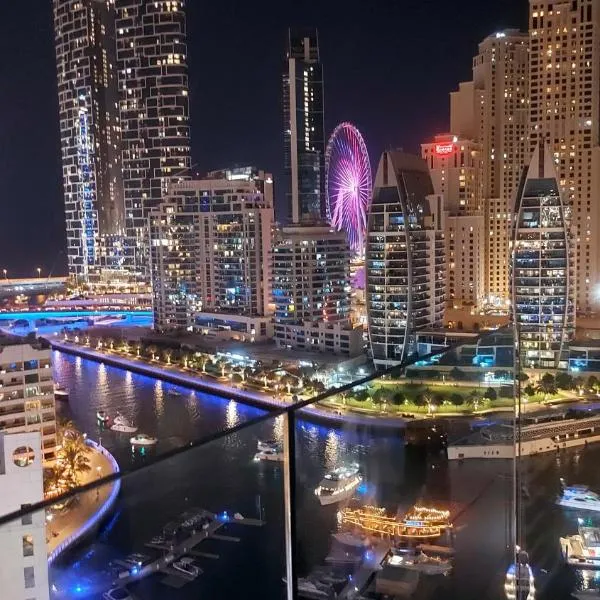 Luxurious Studio Marina View Condor Marina Star，位于迪拜的酒店