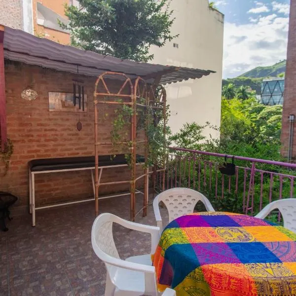 Casa Verde Hospedaje，位于卡利的酒店