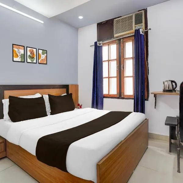 Super Hotel O Gomti Nagar Near Amity Formerly Hotel Green Apple，位于勒克瑙的酒店