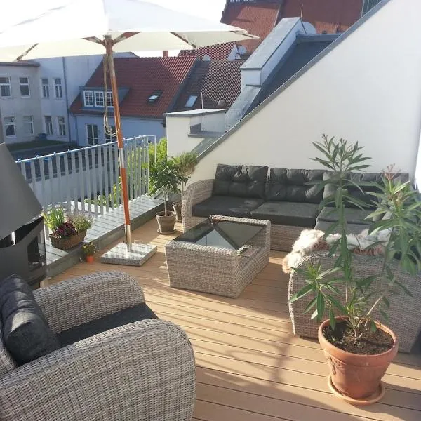 Wohnung mit großer Dachterrasse im Herzen Greifswalds，位于格赖夫斯瓦尔德的酒店
