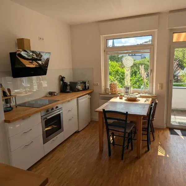 Helle Ferienwohnung Aachen Süd，位于亚琛的酒店