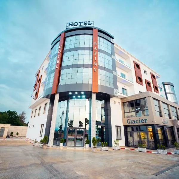 Rafiny Hôtel，位于Ksar el Kebir的酒店