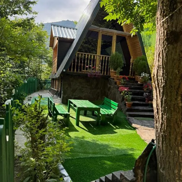 Riverhush cabin，位于Machakhlispiri的酒店