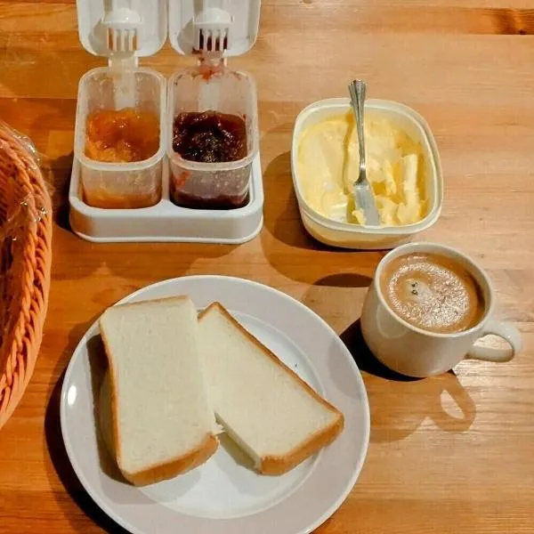 TONARINO Hostel for Backpackers，位于神户的酒店