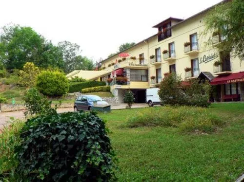卡斯特勒酒店，位于Luzenac的酒店
