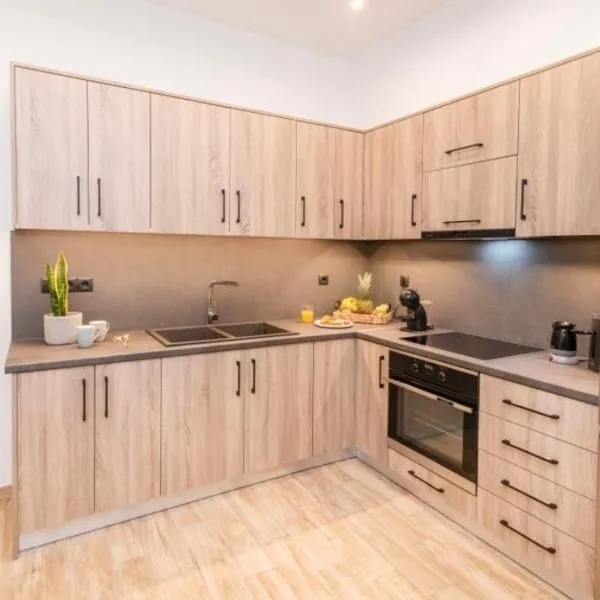 Pnoe Home Tinos，位于提诺斯的酒店