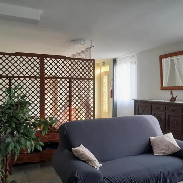 Les sabots de Jeanne d'Arc，位于Saint-Urbain-sur-Marne的酒店