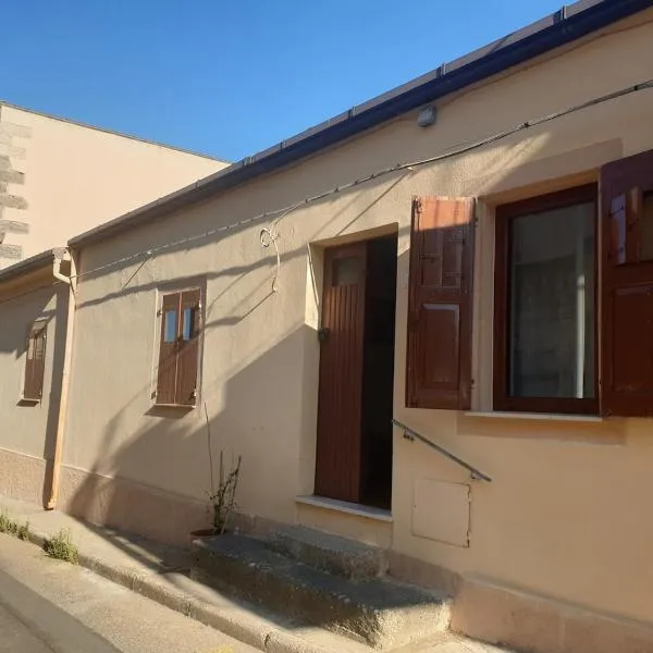 Domo Pittalis，位于Pozzomaggiore的酒店