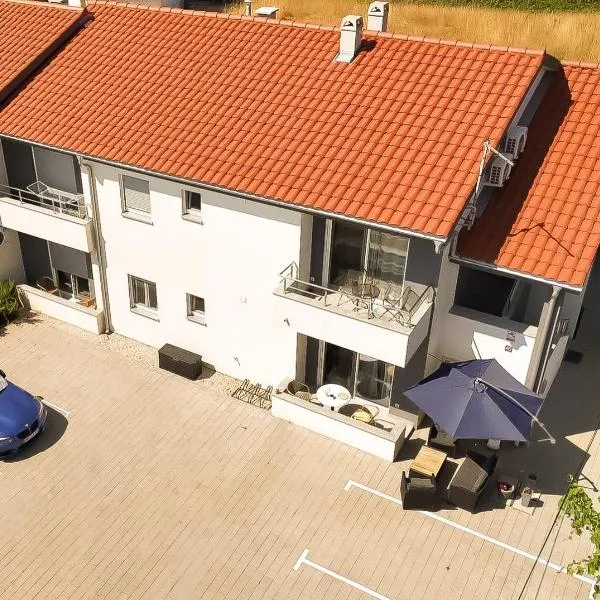 Apartment Lukas，位于扎顿的酒店