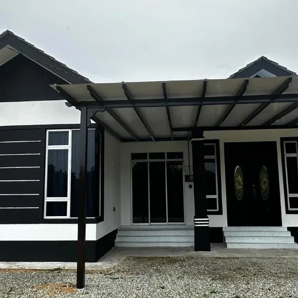 Santai Rhuteng Homestay，位于Kampong Ru Sepuloh的酒店