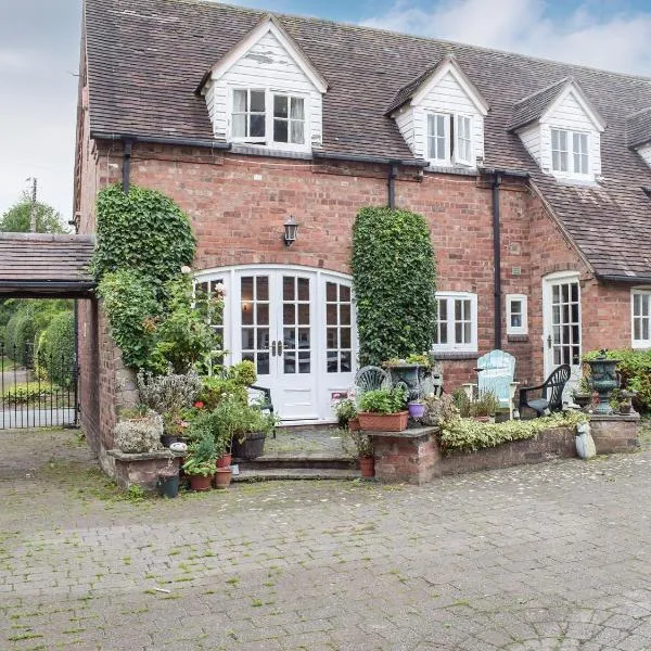 Holly Cottage，位于Lilleshall的酒店