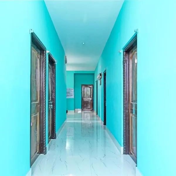 Hotel O MAA BHUASUNI RESIDENCY，位于Bārang的酒店