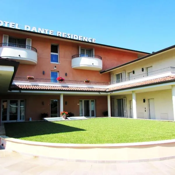 丹特公寓酒店，位于Castellucchio的酒店