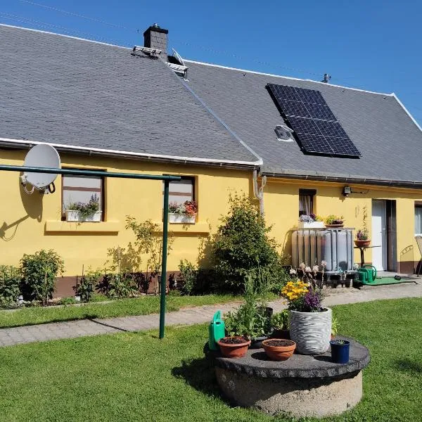 Ferienwohnung, Monteurwohnung Niederottendorf，位于萨克森自由州诺伊斯塔滕的酒店