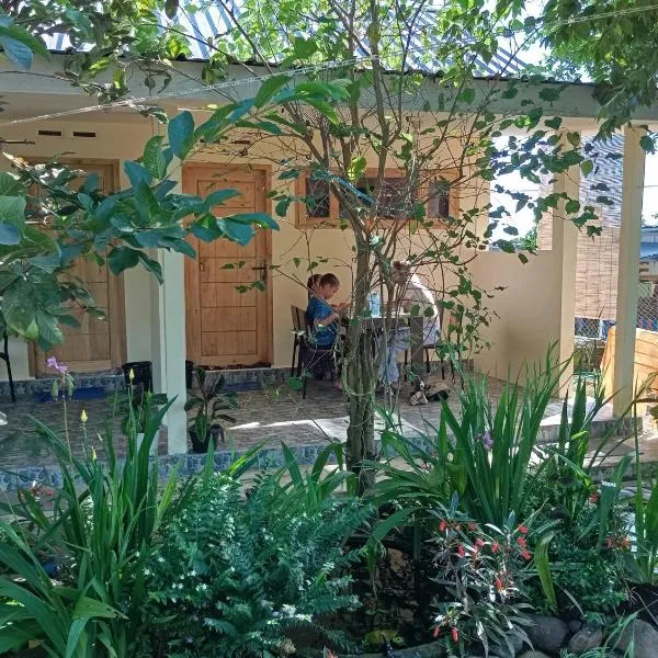 Rumah Kawan Senaru House of Friend，位于森纳儒的酒店