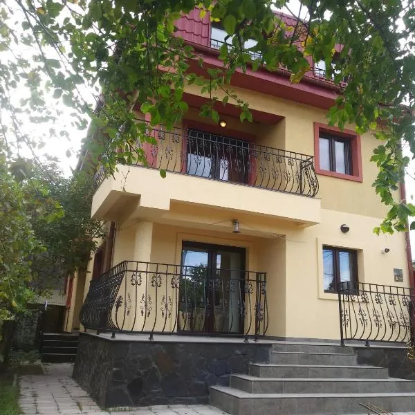 Superb Home，位于布加勒斯特的酒店