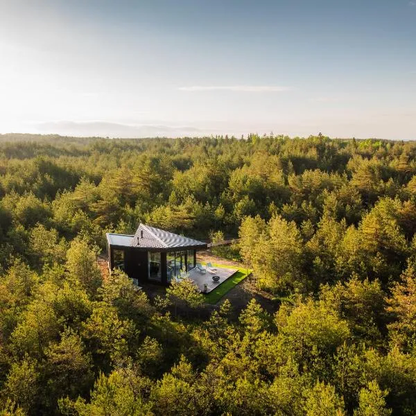 Dharma Resort，位于Rässa的酒店