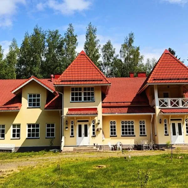 Wiisalan Kartano，位于萨翁林纳的酒店