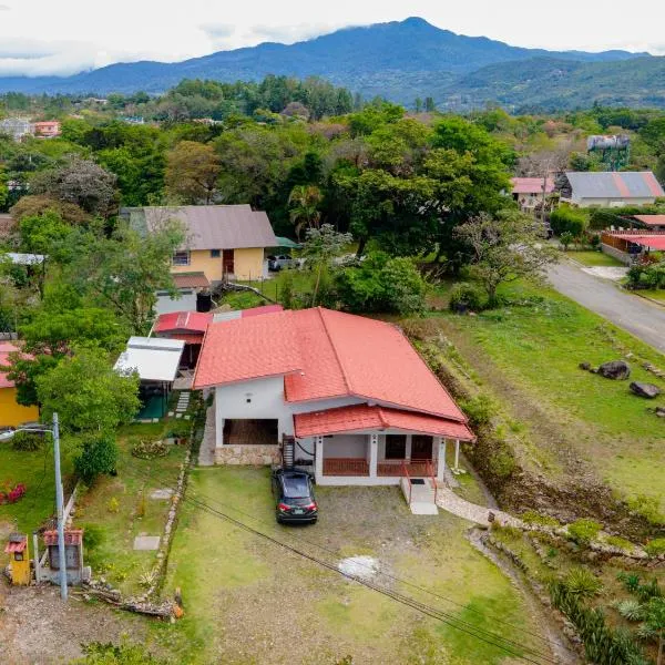 Noelle’s House - Alto Boquete, a natural place to enjoy.，位于Alto Boquete的酒店