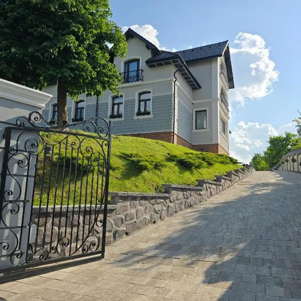 Strindberg Boutique Hotel，位于托普利察的酒店