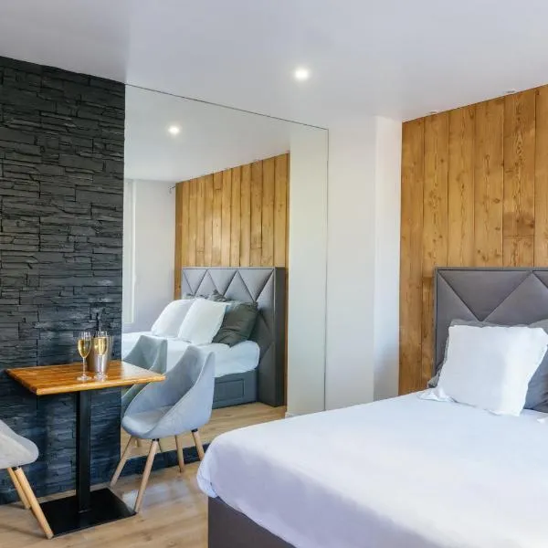 L'Oxalis villa (L'Osmanthus), Logement avec balnéothérapie privée，位于Bullion的酒店