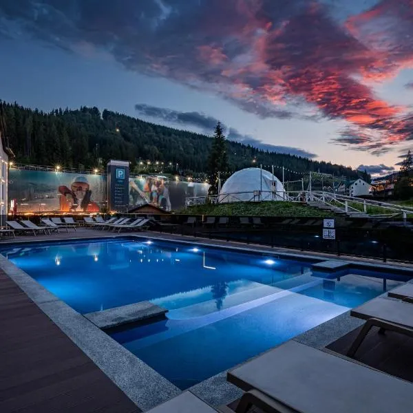Premium hotel & SPA，位于布克维的酒店