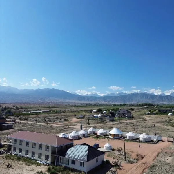 Guest house and Yurt camp "Ailuu"，位于Tong的酒店