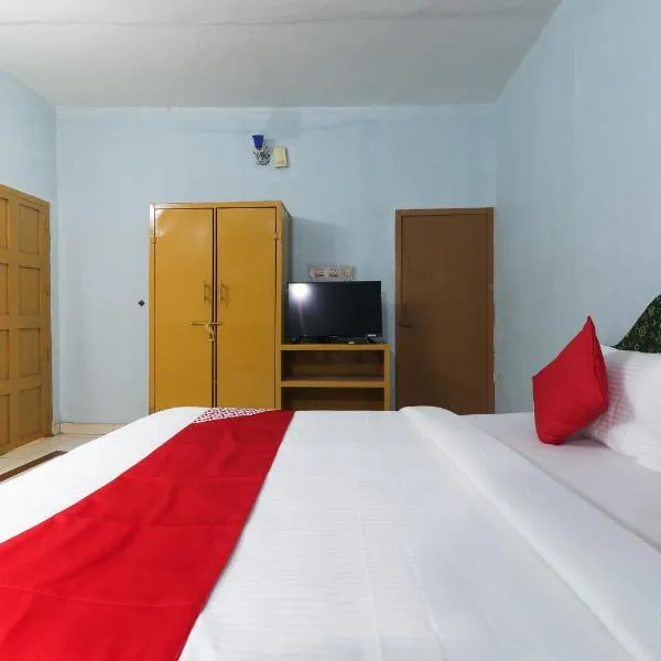 Hotel O Sandhra Apartments，位于Pūvār的酒店