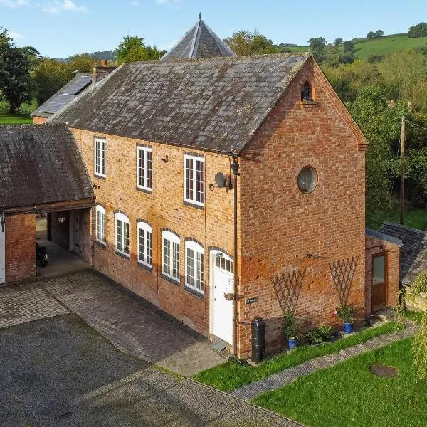 The Annex At Is Y Coed，位于威尔斯浦的酒店