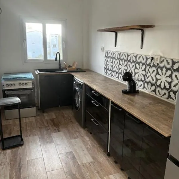 Cocoon à Ziguinchor，位于济金绍尔的酒店