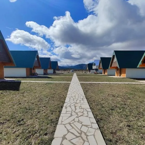 Bungalovi D&S，位于扎布利亚克的酒店