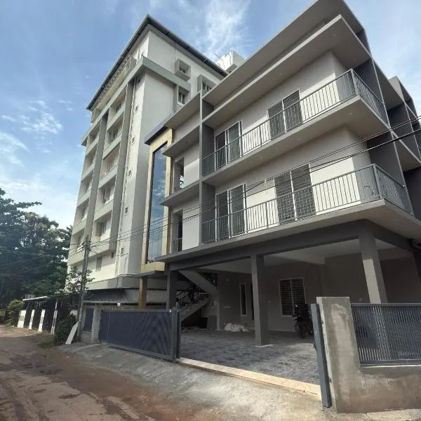 The Nexus Hotel Kakkanad，位于卡卡纳德的酒店
