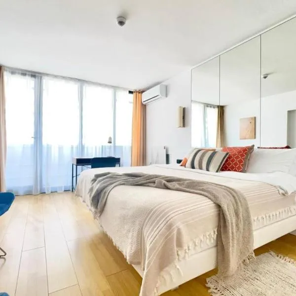 BATUMI ORBI APARTMENTs，位于安吉萨的酒店