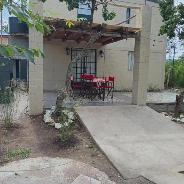 Casita en la cumbre，位于吉亚迪诺镇的酒店