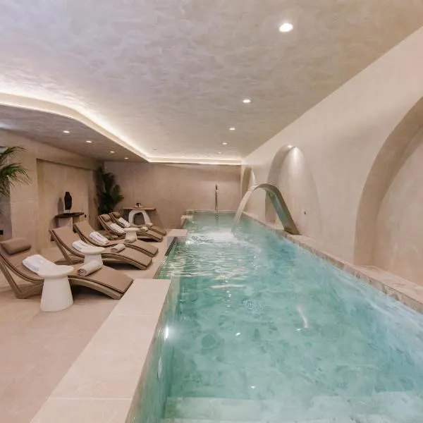 Evexia boutique hotel & Spa，位于埃亚玛琳娜奈奇多的酒店