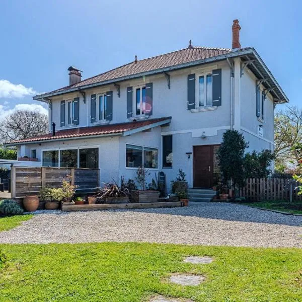 L'Estanquet Bed and Breakfast pdj offert，位于加斯泰的酒店