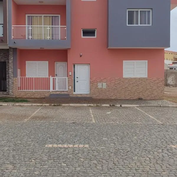 Sams House，位于埃斯帕戈斯的酒店