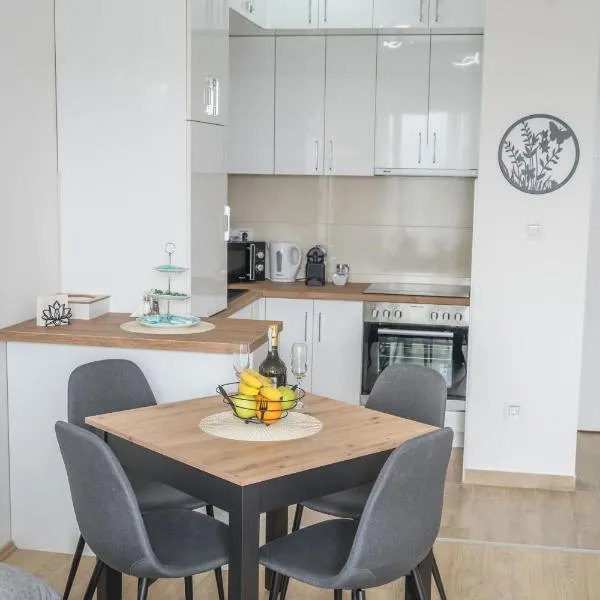 Apartman TRI KRALJA 2，位于巴尼亚科维利亚查的酒店