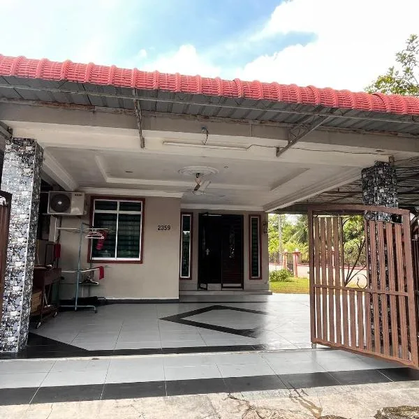 Familia 69 Homestay，位于双溪大年的酒店