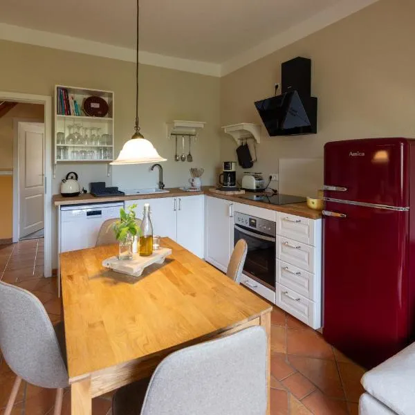 SeeZauber- gemütliche Ferienwohnung, Privatparkplatz, Cospudener See，位于马克莱贝格的酒店