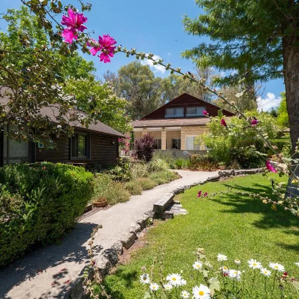 Numa Emek-Countryside Guesthouse in Yokneam Moshava，位于Yoqne‘am的酒店