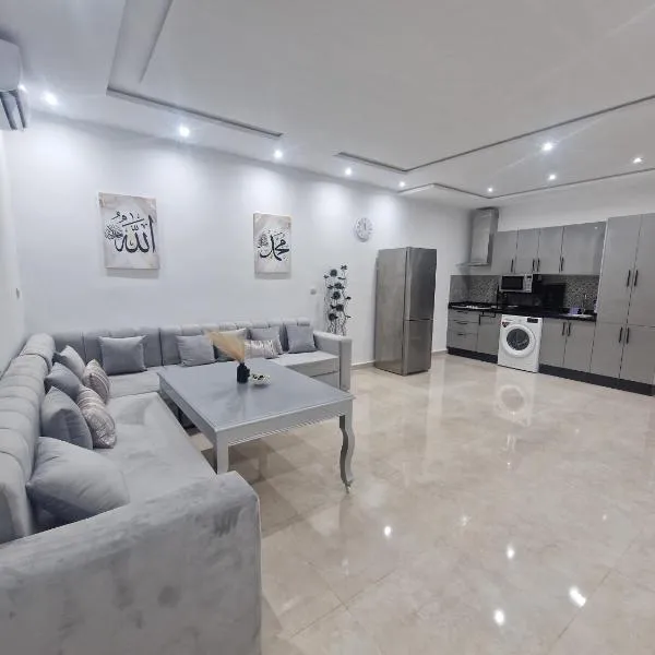 Appartement 3 pièces Saidia Centre ville，位于萨伊迪耶的酒店