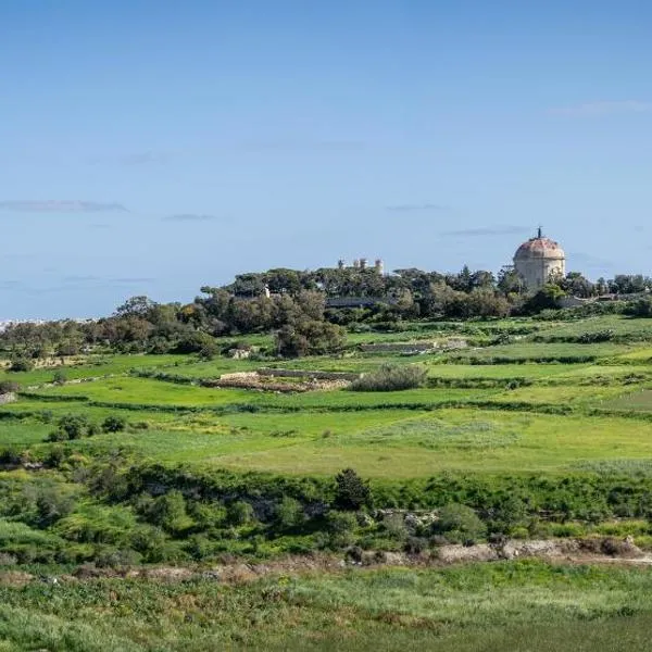 AX The Heights Residences - Adults Only，位于Ħal-Bajjada的酒店