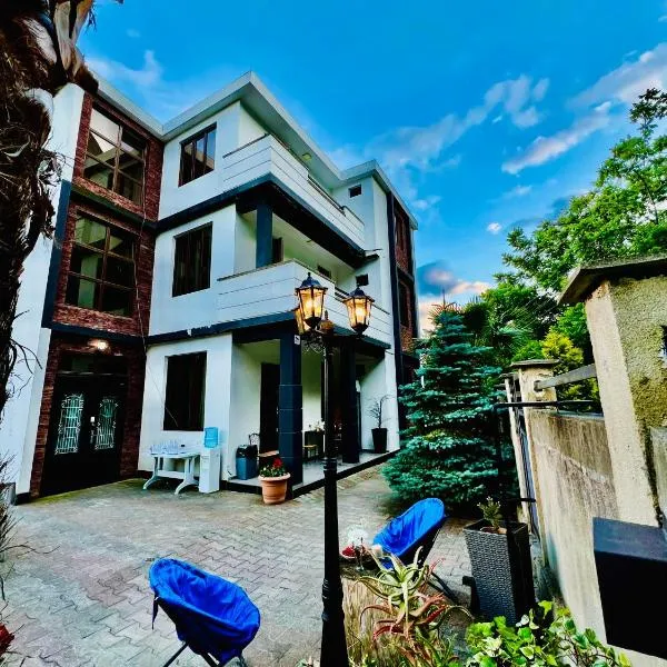 Holiday House Green Cape Batumi，位于姆兹瓦内康茨基的酒店
