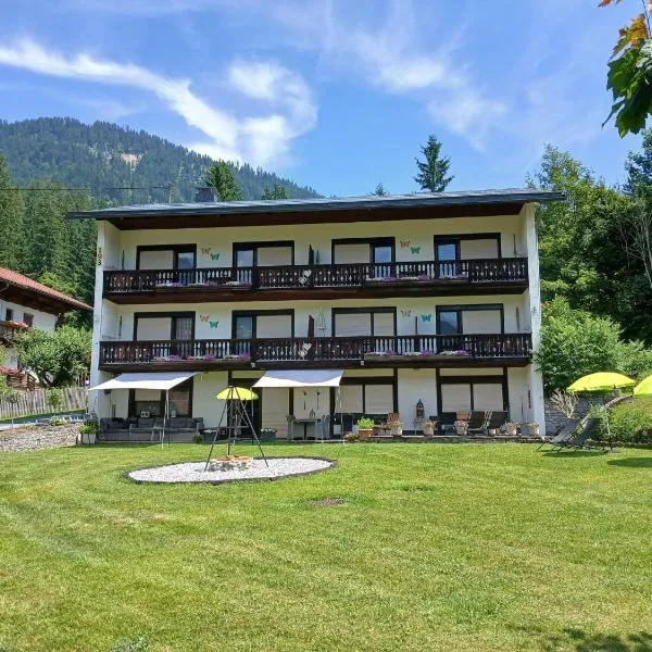 Pension & Apartments Weissbriach，位于魏斯布里阿赫的酒店