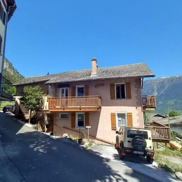 Gramimmo - Appartement La Cascade，位于Salvan的酒店